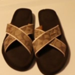 Coach flip flops